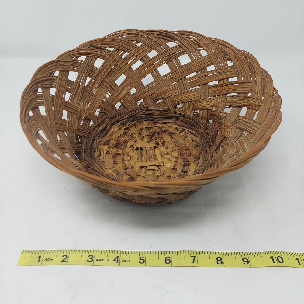 Vintage Boho Brown Round Open Weave Woven Wicker Basket Rustic Country 10 Inch